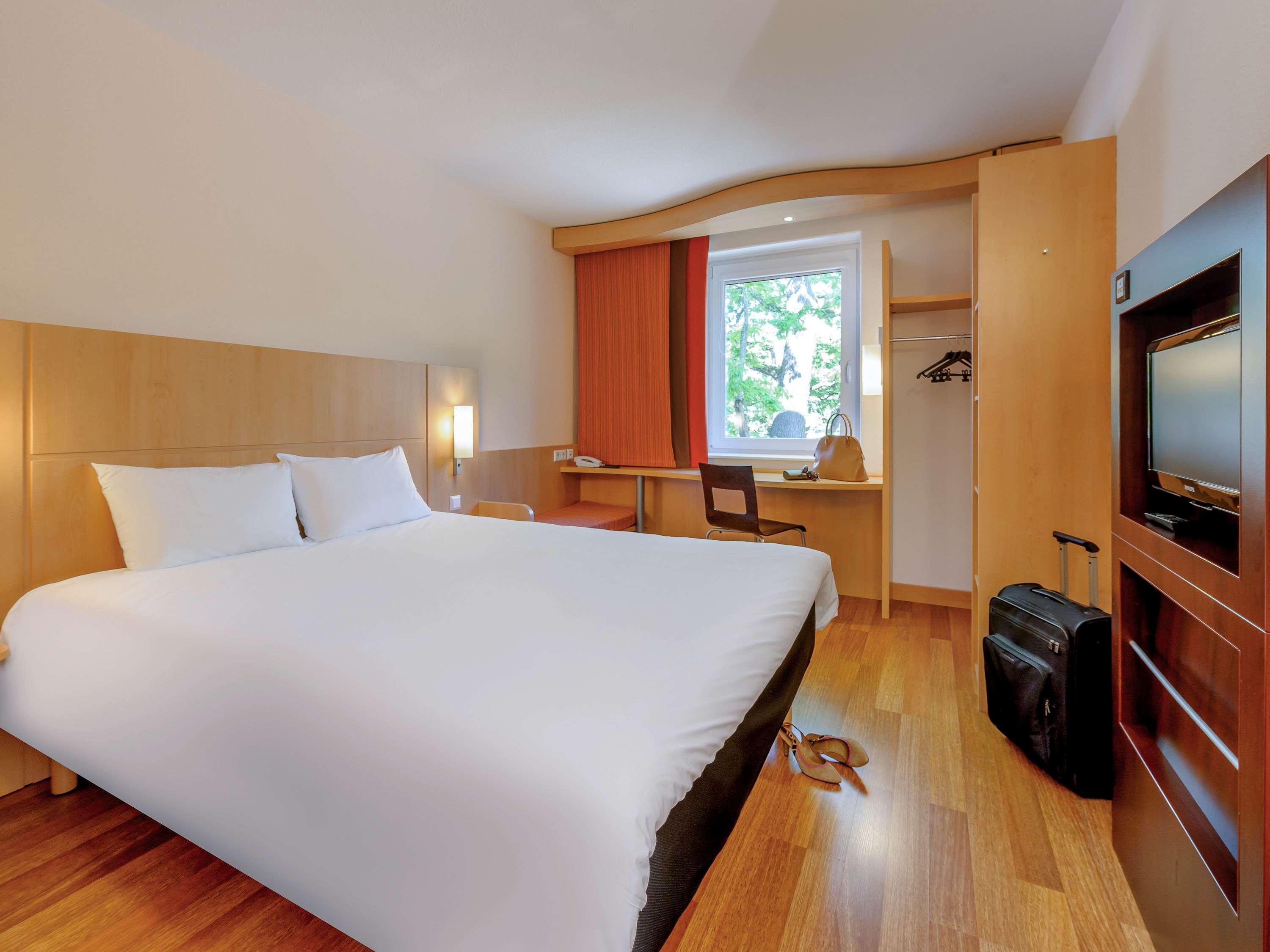 Ibis Konstanz Hotel Exterior foto