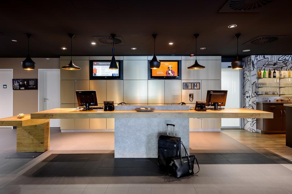 Ibis Konstanz Hotel Exterior foto