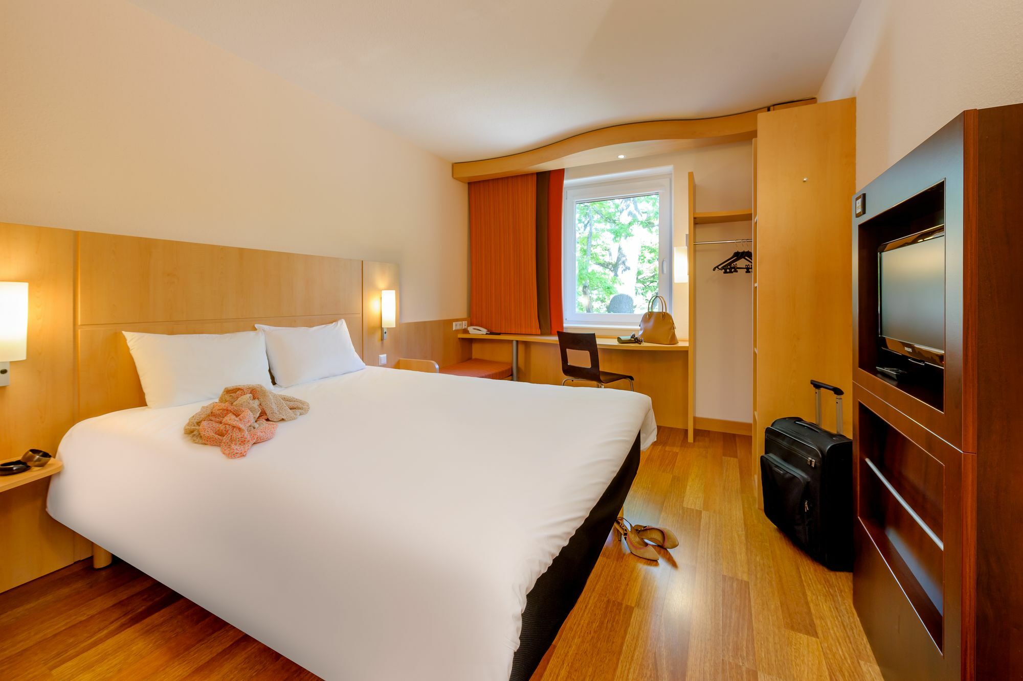 Ibis Konstanz Hotel Exterior foto